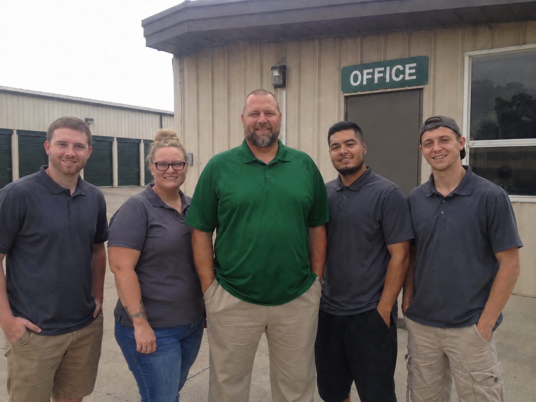 Pest control professionals in The Hammocks, FL